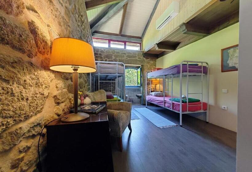 Четырехместный Номер Стандарт, Quinta Estrada Romana   Albergue De Peregrinos