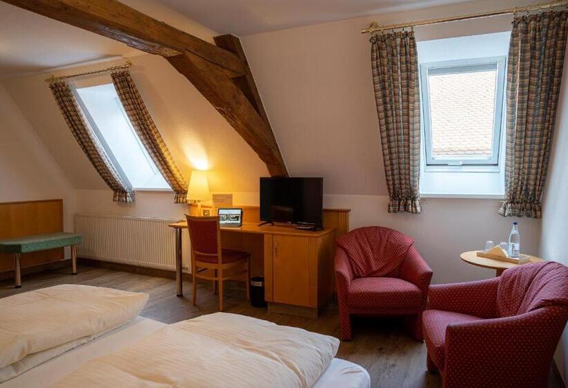 经济房, Zum Dallmayr Hotel Garni