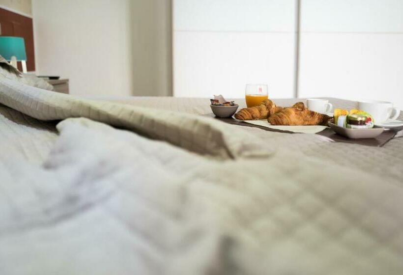 基本间, B&b Palazzo Del Toro