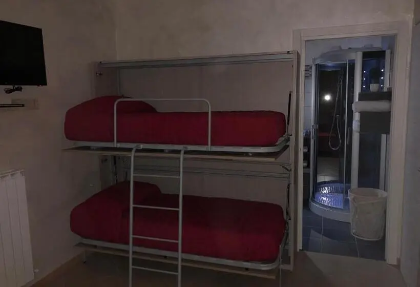 اتاق سوپریور چهار تخته, B&b Palazzo Del Toro