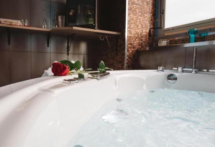 Полулюкс Повышенной Комфортности, B&b Palazzo Del Toro