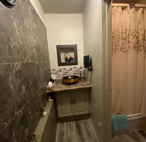 Perhehuone, Guesthouse Austria