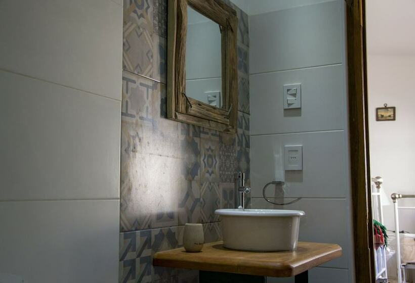 اتاق استاندارد, Cane B&b