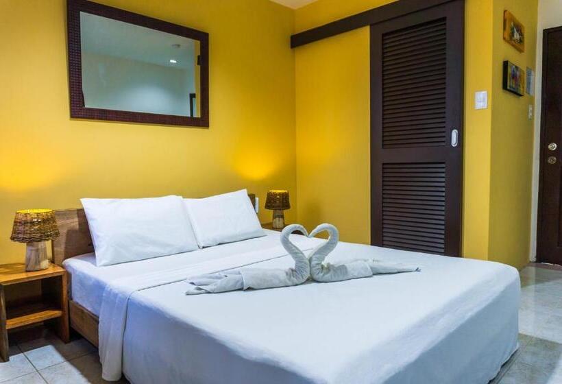 اتاق لوکس, Bulskamp Inn