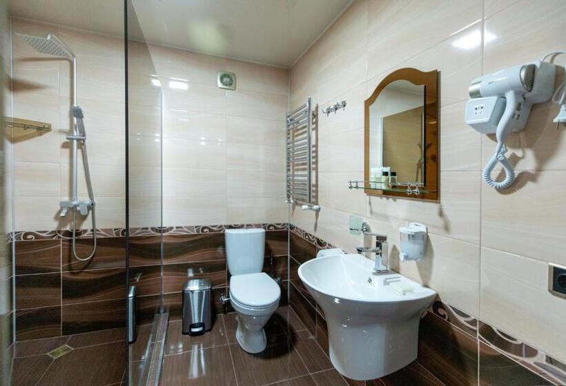 سوییت خانوادگی, Georgia Gold