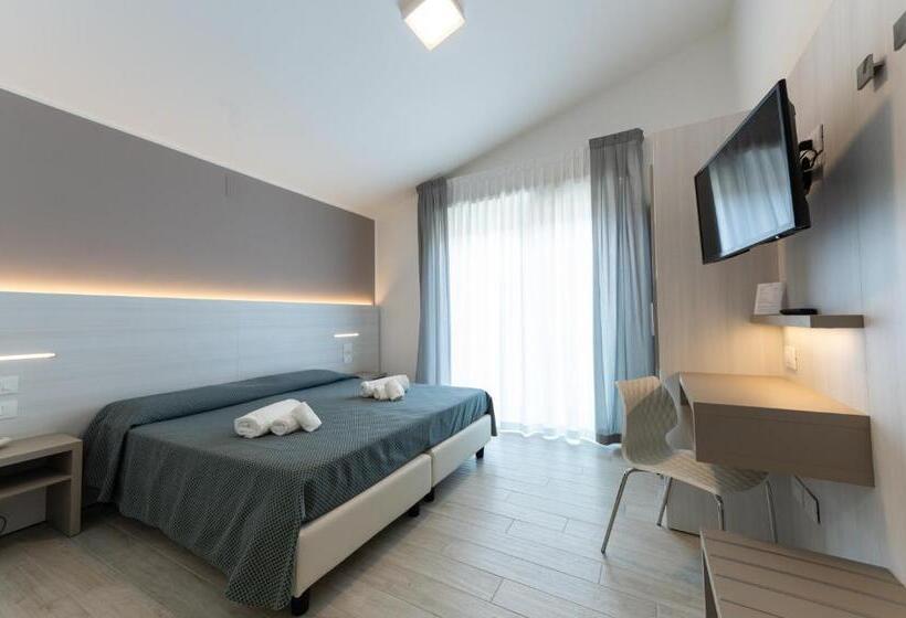 غرفة قياسية مطلّة علي الحديقة, La Bussola