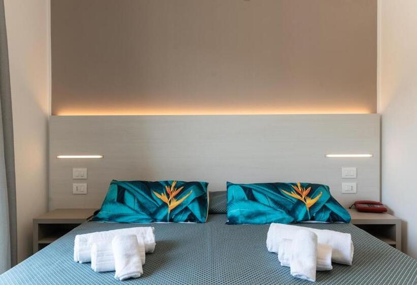 غرفة قياسية مطلّة علي الحديقة, La Bussola