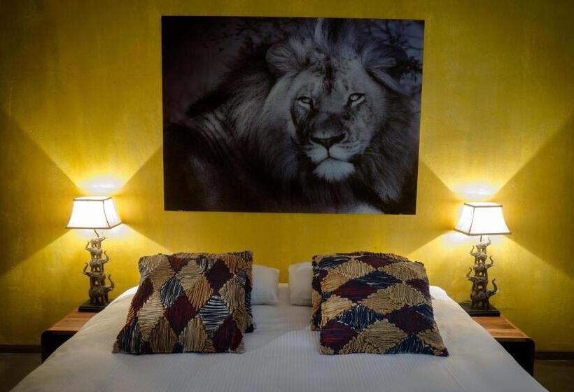 2 Bedrooms Suite 2 Bedrooms Lake View, No1 Art B&b