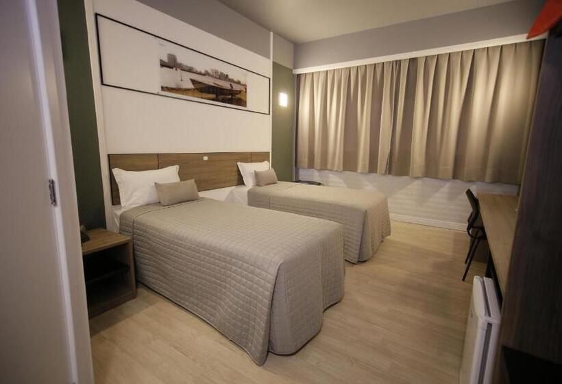 디럭스 룸, Pressi