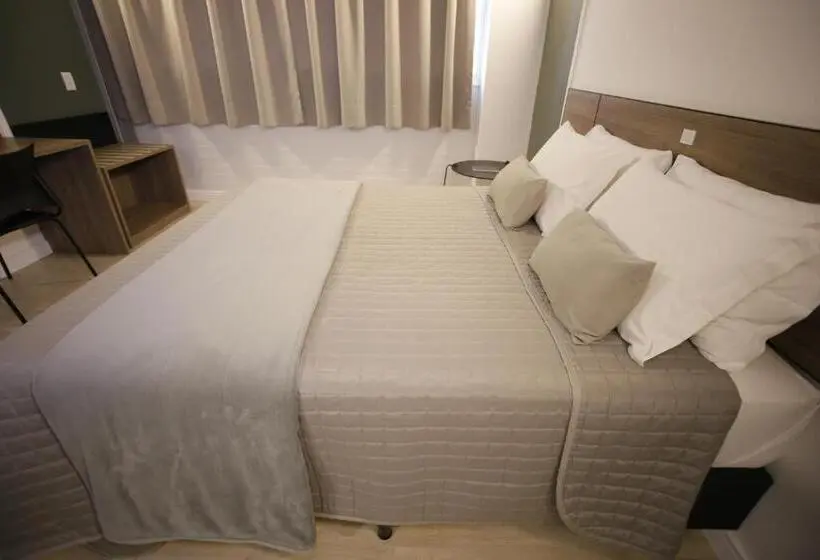 Deluxe-huone, Pressi