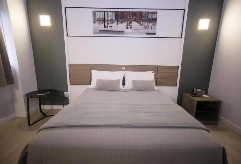 Deluxe-huone, Pressi