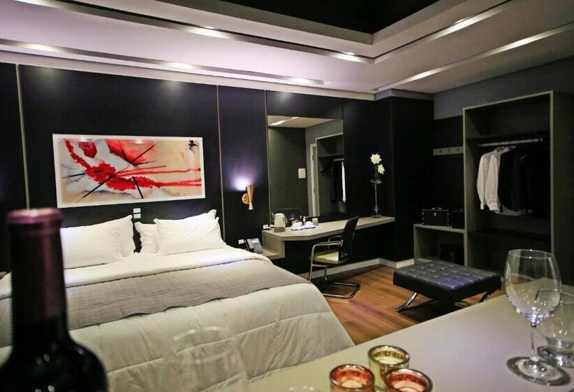 디럭스 스위트, Pressi