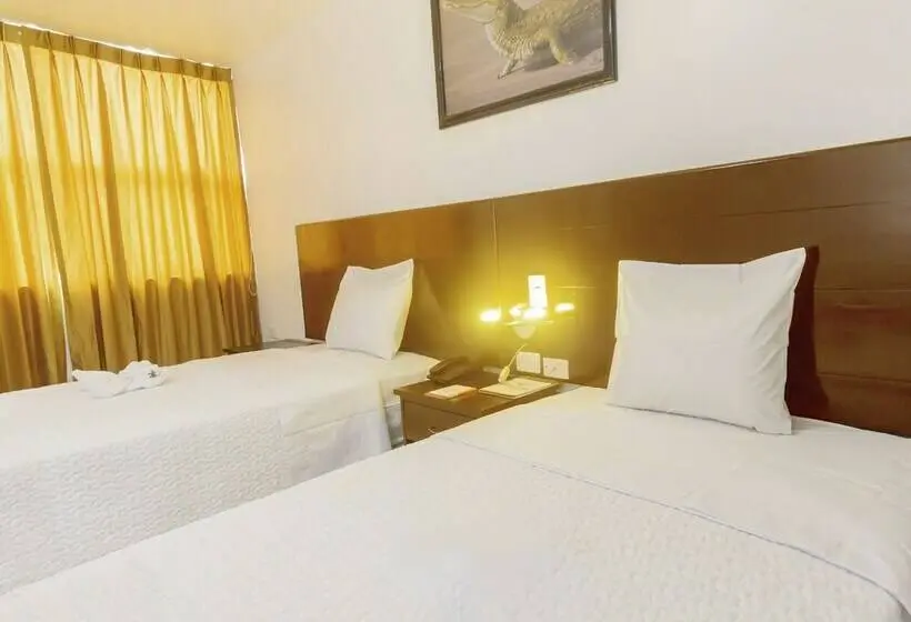Standard-huone, Qallwa Pucallpa