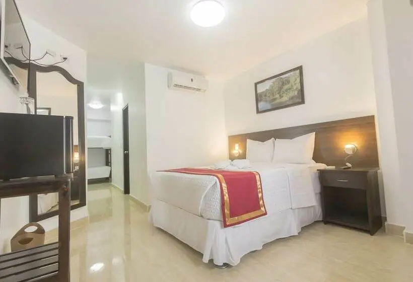 Perhehuone, Qallwa Pucallpa