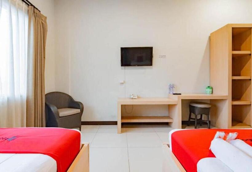 Номер Стандарт, Reddoorz Near Lembang Park & Zoo 2