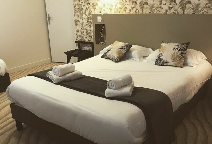 Номер Стандарт Трехместный, The Originals Boutique, Hôtel Victoria, Châtelaillon Plage