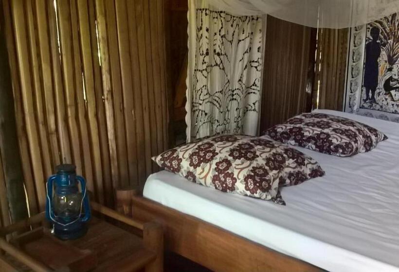 بنگله خانوادگی, Varatraza Wind Riders