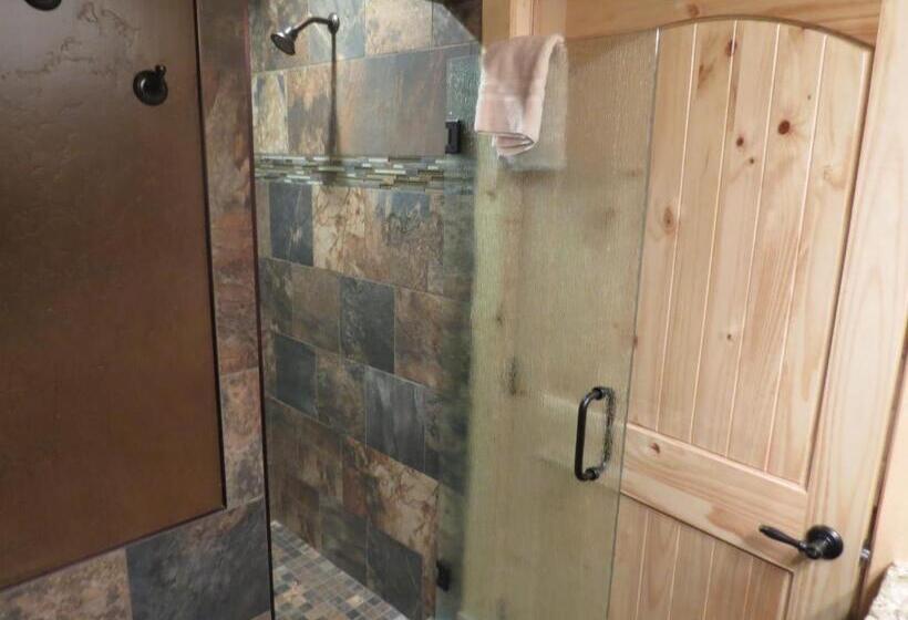 Люкс Кровать Кинг, Kodiak Mountain Resort