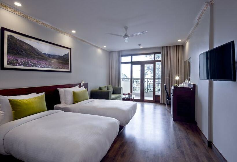 디럭스 전망 룸, Lemon Tree Hotel Gangtok