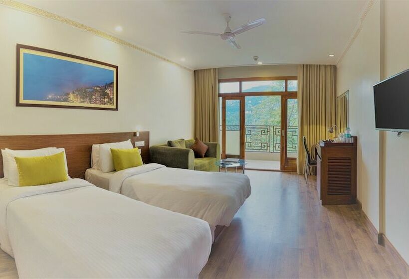 디럭스 전망 룸, Lemon Tree Hotel Gangtok