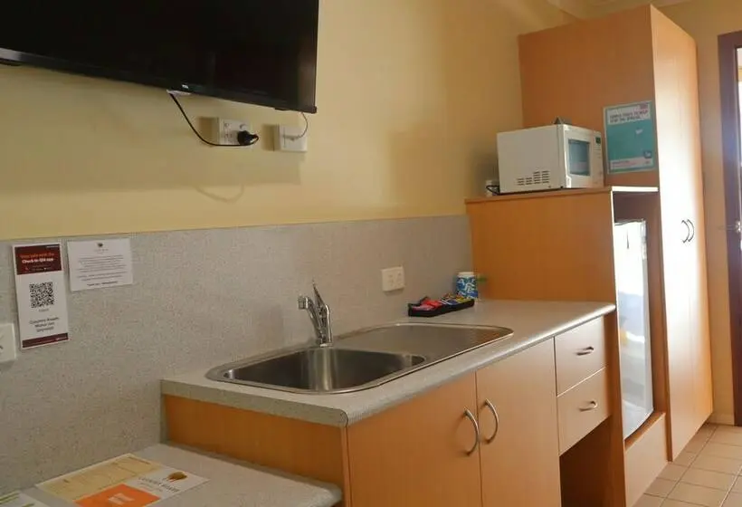 ファミリールーム, Country Roads Motor Inn Gayndah