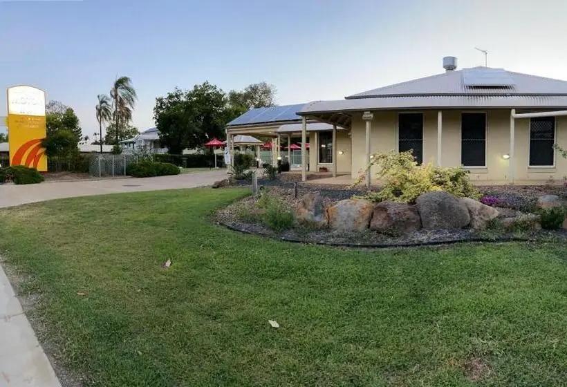 デラックスルーム, Country Roads Motor Inn Gayndah