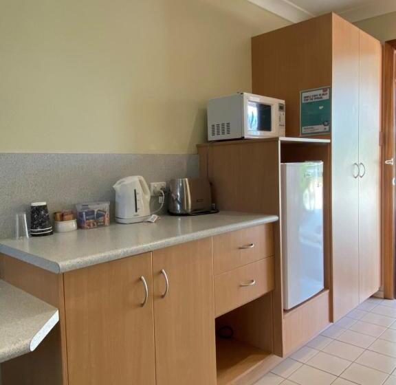 デラックスルーム, Country Roads Motor Inn Gayndah