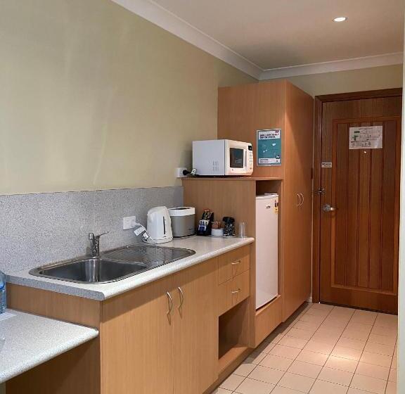 ファミリールーム, Country Roads Motor Inn Gayndah