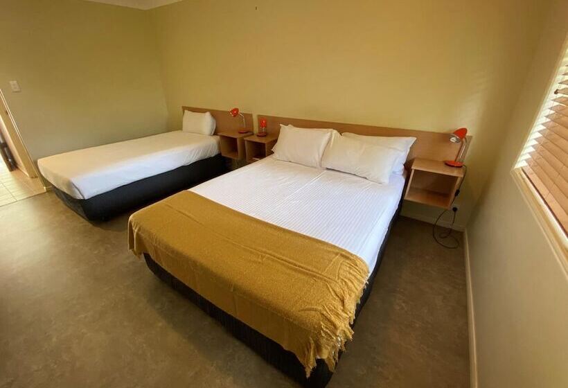 デラックスルーム, Country Roads Motor Inn Gayndah