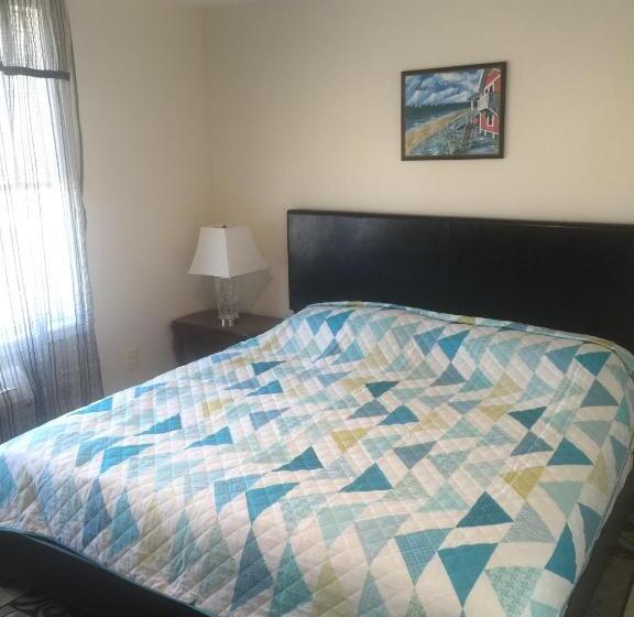 스탠다드 룸 킹사이즈 침대, Misquamicut Beach Front Inn