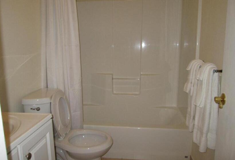 스탠다드 룸 킹사이즈 침대, Misquamicut Beach Front Inn