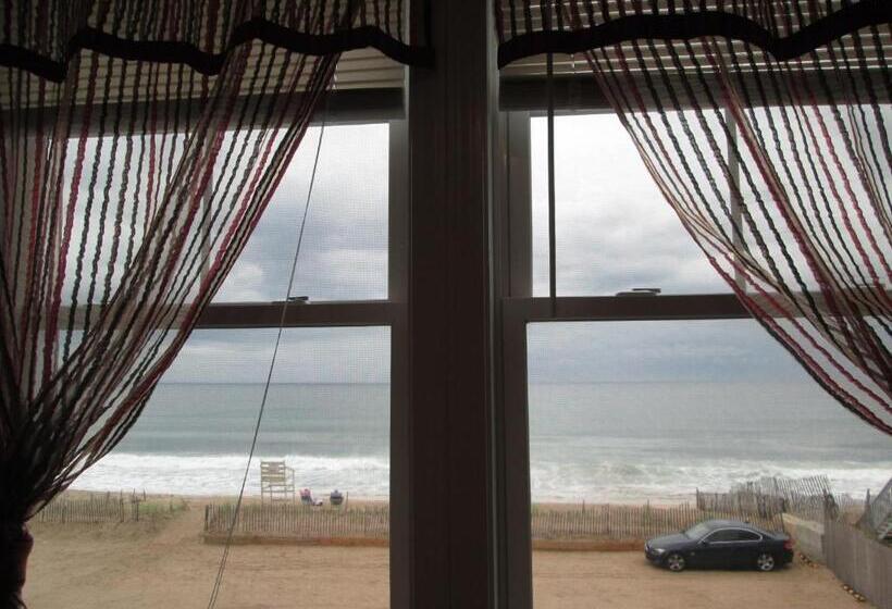 带大床的标准间, Misquamicut Beach Front Inn