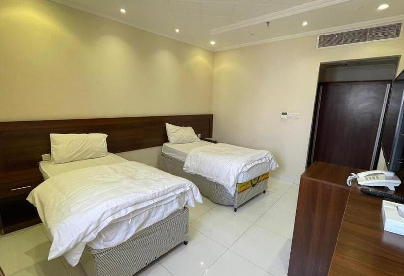 经济型三人房间, فندق المكارم ديار