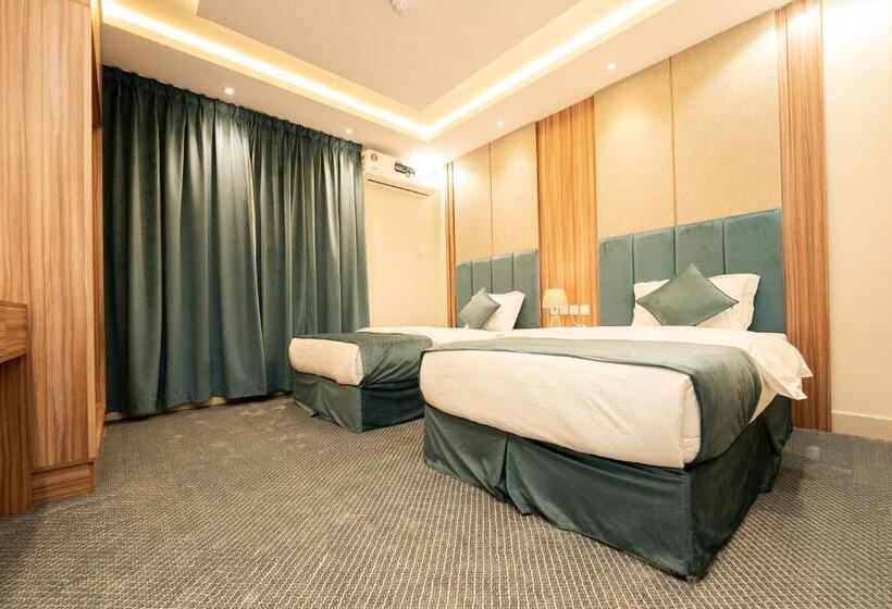 豪华房间, نصف الموسم للشقق المخدومة