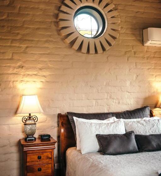 בקתת חדר, Tathra Cottage