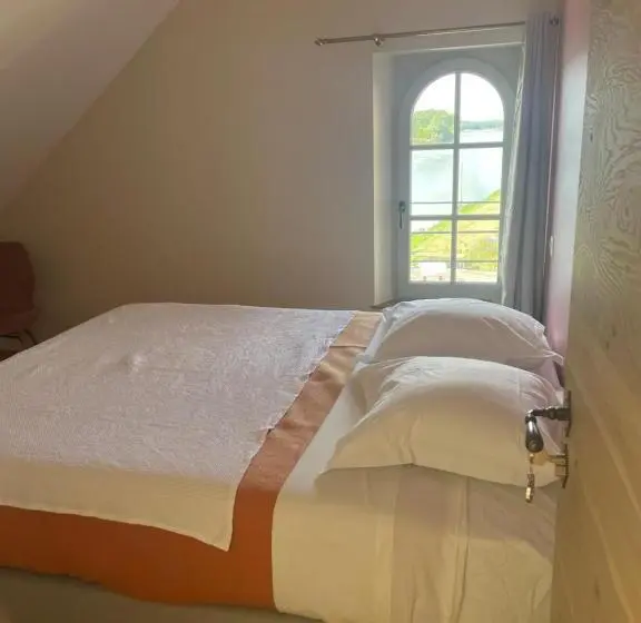 デラックスルーム, Chambres Privées Au Dessus Du Restaurant Nuances