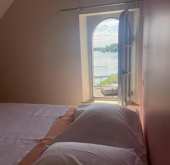 デラックスルーム, Chambres Privées Au Dessus Du Restaurant Nuances