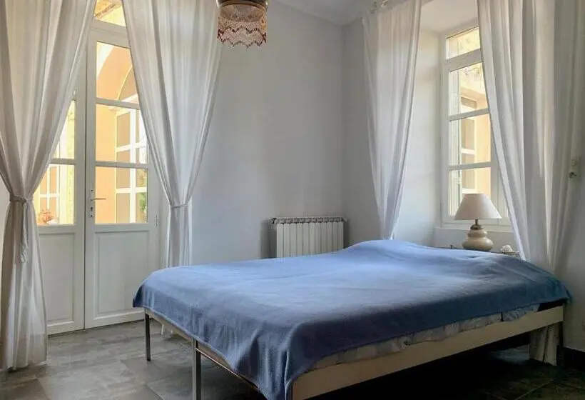 デラックスの４人部屋, Château Meilhen