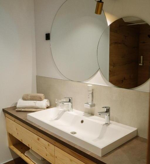 اتاق استاندارد, Sobe Rooms Jelen Jelenov Greben