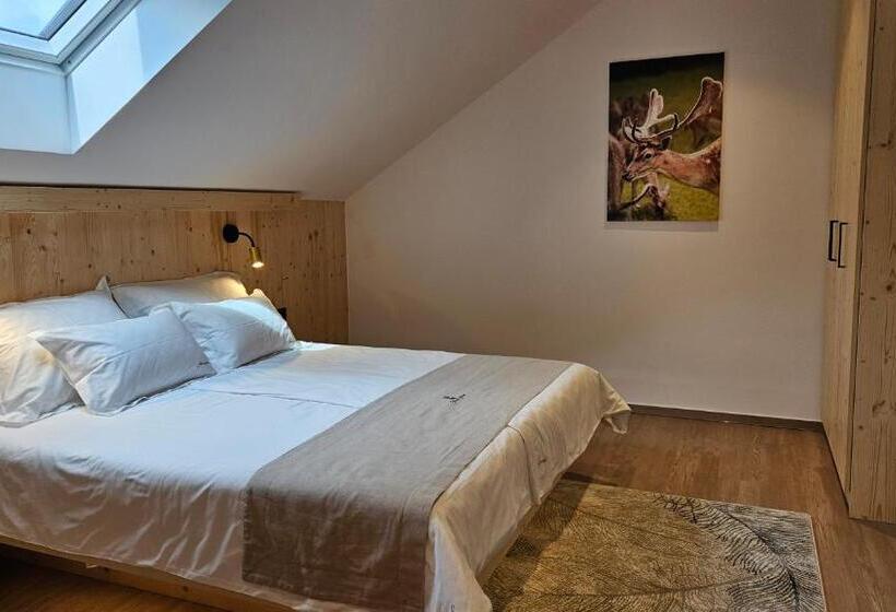 اتاق خانوادگی, Sobe Rooms Jelen Jelenov Greben