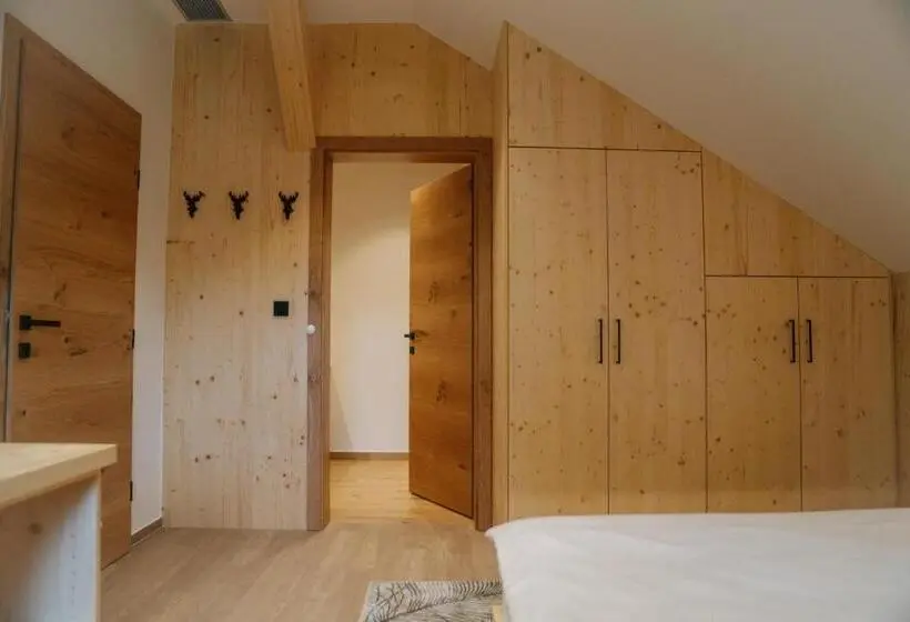 اتاق استاندارد, Sobe Rooms Jelen Jelenov Greben