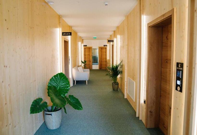 اتاق استاندارد با بالکن, Sobe Rooms Jelen Jelenov Greben