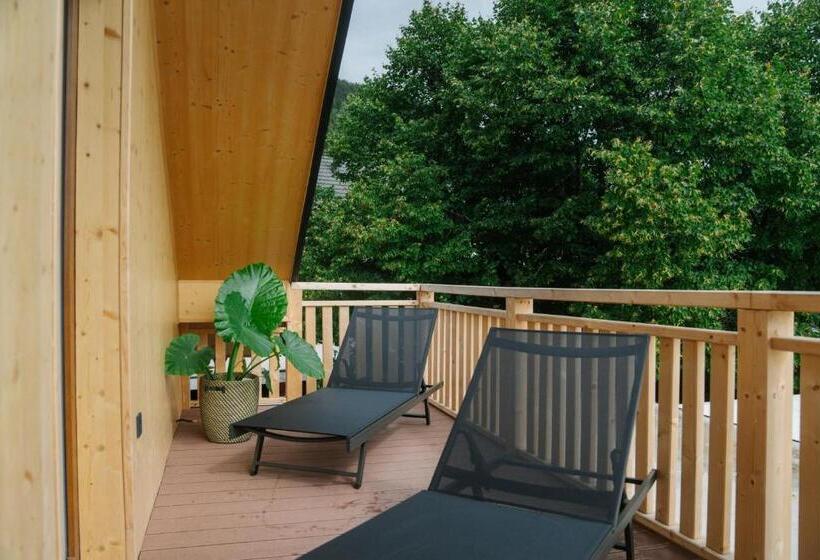 اتاق استاندارد با بالکن, Sobe Rooms Jelen Jelenov Greben