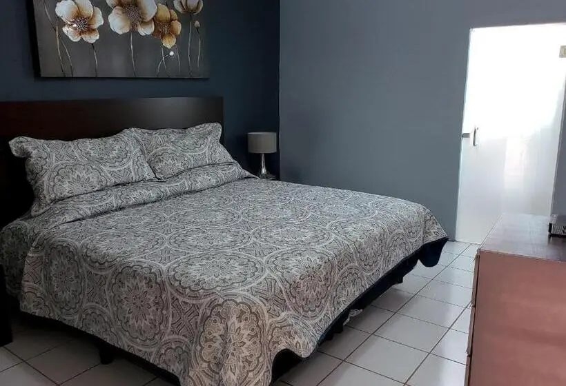 اتاق استاندارد با تخت بزرگ, Casa Barcelona San Luis Potosí