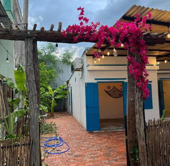 اتاق استاندارد چهار تخته, Homestay Văn Vĩnh Hy 2