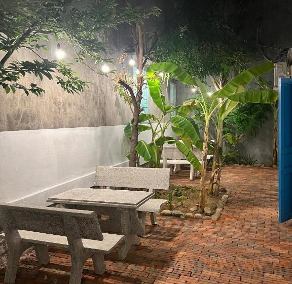 اتاق استاندارد چهار تخته, Homestay Văn Vĩnh Hy 2