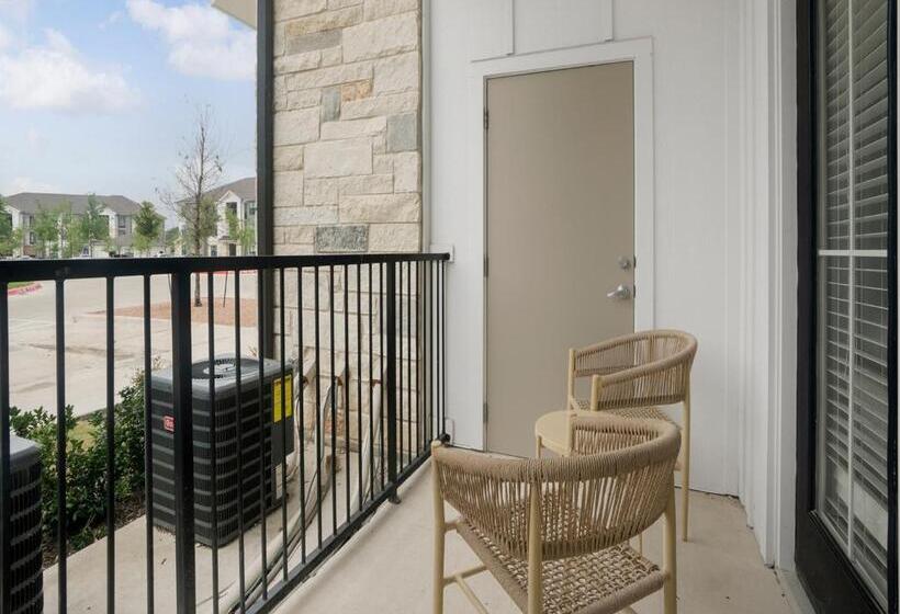 Апартаменты 1 Спальня, The Parker Austin Condos By Barsala