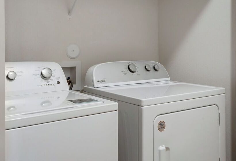 Апартаменты 1 Спальня, The Parker Austin Condos By Barsala