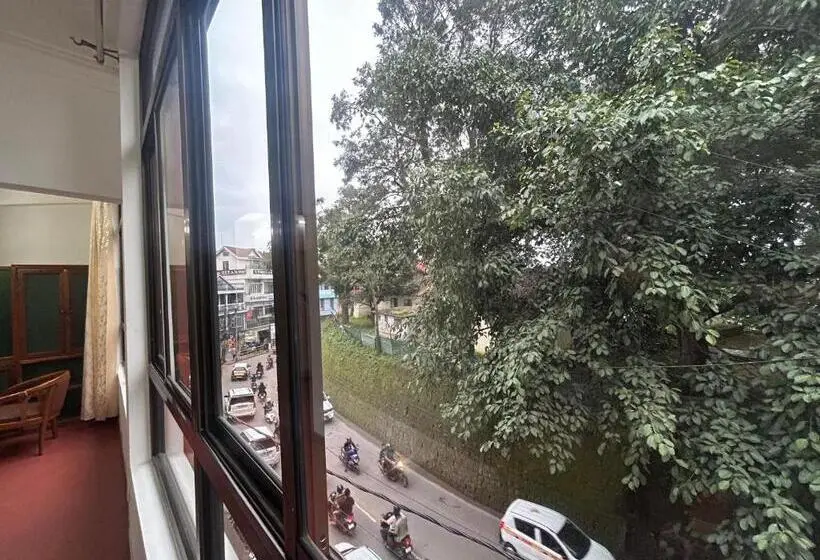 اتاق لوکس, Urban Living