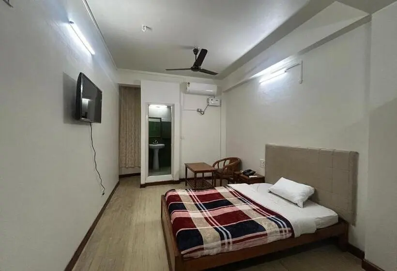 اتاق اکونومی یک تخته, Urban Living